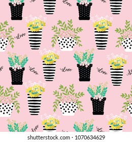 Vector seamless spring pattern with cute pots in flowers. Bouquets, plants 
