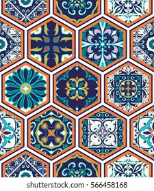  Textura sin fisuras vectorial. Hermoso patrón de mega-mosaico para el diseño y la moda con elementos decorativos en hexágono. Baldosas portuguesas, Azulejo, adornos marroquíes 