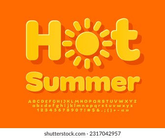 Pancarta vectorial de temporada Verano caliente con sol decorativo. Fuente moderna amarilla. Conjunto creativo de letras, números y símbolos alfabéticos