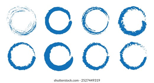 Conjunto de Vector de trazo de pincel de círculo grunge azul aislado sobre fondo blanco.