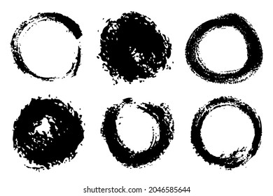 Conjunto vectorial de pincel Color redondo negro sobre fondo blanco. Elementos de grano pintados a mano. Dibujo de tinta. Diseño artístico sucio . Lugar de texto, presupuesto, información, nombre de la empresa.