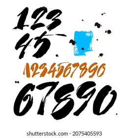 conjunto vectorial de números de acrílico caligráfico o de tinta. ABC para su diseño, letras de pincel en fondo blanco