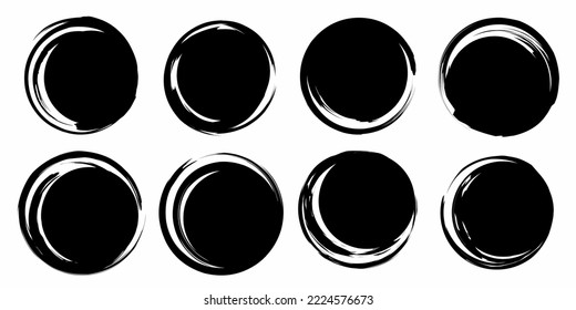 Vector set of circle point brush icons. Stock vector collection