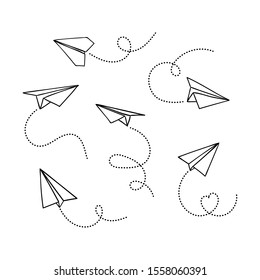 Conjunto vectorial del avión de papel doodle dibujado a mano aislado en fondo blanco. Símbolo de línea de viaje y ruta. 
