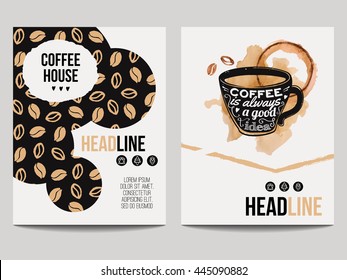 Conjunto vectorial de afiches modernos con fondo de café. Plantillas de hipster a la moda con estampado de granos de café y taza con smear para folletos, banners, invitaciones, diseño de menú de restaurante o cafetería. 