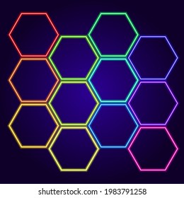 Conjunto de vectores de marcos hexágonos multicolor aislados de neón con espacio vacío dentro. patrón geométrico que brilla en la oscuridad desde las líneas de los peines de miel hexagonales color gradiente en un fondo azul oscuro 