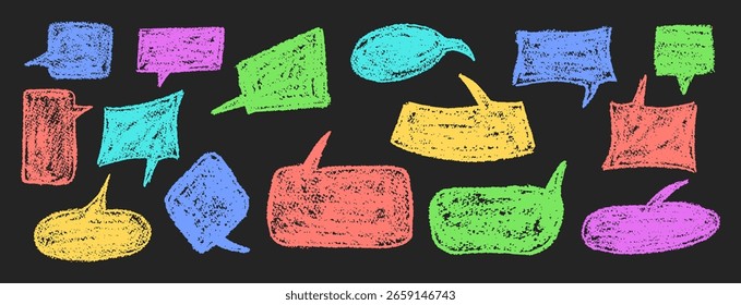 Conjunto vetorial de bolhas de fala coloridas peculiares e nuvens em preto bg. Cera e carvão estilo de rabisco no fundo de quadro-negro, perfeito para colagem de escola ou jardim de infância ou projetos divertidos de pc.