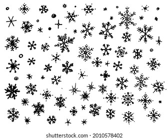 Vector set of snowflakes. hand-drawn in doodle style isolated collection of different shapes of snowflakes and snow flakes with a black line on a white background for a winter design template. 
