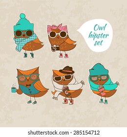 Vector set with trendy owls.