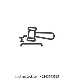 Vector sign of the Judge Gavel Auction symbol is isolated on a white background. Judge Gavel Auction icon color editable.