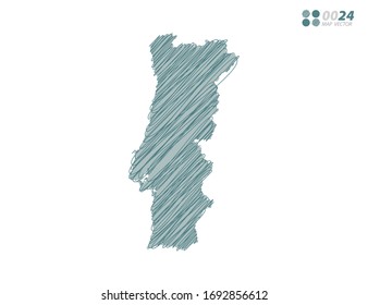 Esbozo de escarabajo verde caótico dibujado a mano dibujado en el mapa de Portugal sobre fondo blanco.