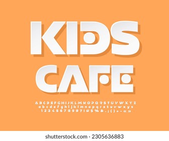 Vector elegante Sign Kids Cafe. Tipo de letra de sticker blanco de moda. Juego de letras, números y símbolos de alfabetos creativos