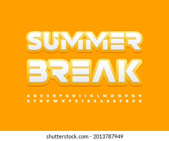 Signo de verano con luz solar vectorial. Fuente creativa brillante. Resumen de letras y números de alfabeto