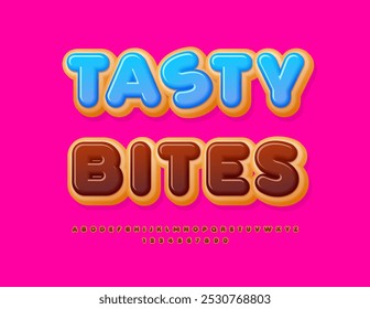 Rótulo doce de vetor Tasty Bites. Fonte do estilo do bolo. Letras e números de alfabeto vidrados de chocolate definidos. 