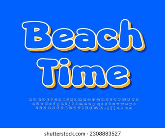 Vector turístico Banner Beach Time. Fuente azul y amarillo. Montaje de letras, números y símbolos modernos y creativos