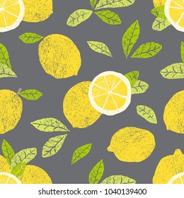 Vector yellow fresh lemon seamless pattern