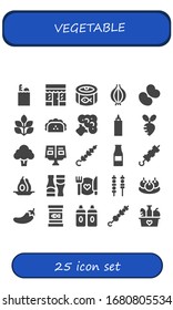 conjunto de iconos de verduras. 25 íconos vegetales rellenos.  Iconos modernos sencillos, como: Comestibles, Comestibles en conserva, Cebollas, Aceite, Alubias, Espinacas, Taco, Broccoli, Sauce, Turnip, Libro de Recetas