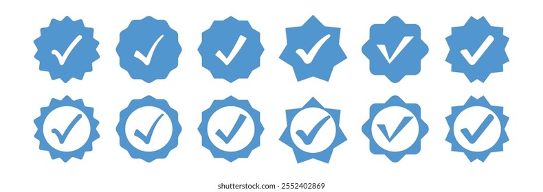 Icono de la insignia verificado Icono de la marca de verificación aprobado por el Vector. Iconos de marca de verificación azul. Símbolo de marcas de verificación, logotipo. Ilustración de marca de verificación verde. Vector.