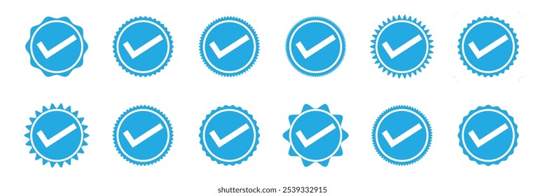 Insignias verificadas. Iconos vectoriales de insignia verificados. Conjunto de símbolos de verificación. Iconos de verificación de Cuenta de redes sociales. Icono de marca de verificación azul. Insignia de Perfil verificada. Ilustración vectorial.