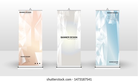 
Vertical banner template design. can be used for brochures, covers, publications, etc. the concept of a triangular design background pattern