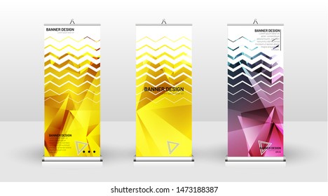 
Vertical banner template design. can be used for brochures, covers, publications, etc. the concept of a triangular design background pattern