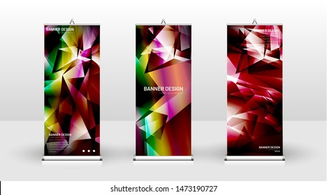 
Vertical banner template design. can be used for brochures, covers, publications, etc. the concept of a triangular design background pattern
