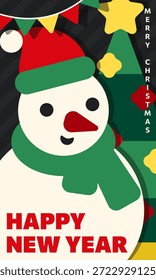 Tarjeta de felicitación del año Nuevo plano de la Vertical con el muñeco de nieve de la historieta en el sombrero de Santa, bufanda contra el árbol de Navidad y decoraciones de la fiesta. Afiche de corte de papel en capas en negrita, Anuncio de Web para Navidades y diseños de año Nuevo