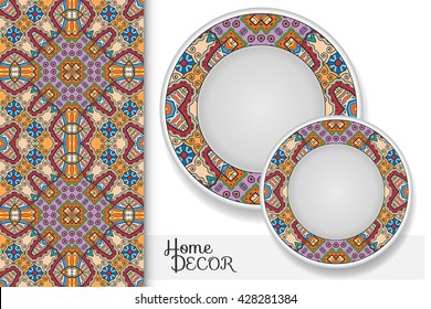 Vertical seamless geometric floral pattern and set of two matching decorative plates for interior design. Vector decoration with isolated design elements. Tribal ethnic ornament, home decor background
