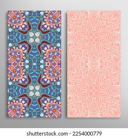 Vertikale nahtlose Muster, florale geometrische Spitzentechnologie für Hochzeit, Valentinstag, Grußkarte oder Geburtstagseinladung. Dekorative, nahtlose, doodle Hintergründe. Grenzmuster für ethnische Ziergegenstände