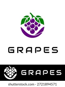 Um design vibrante e moderno do logotipo da uva com um conjunto de uvas roxas com folhas verdes