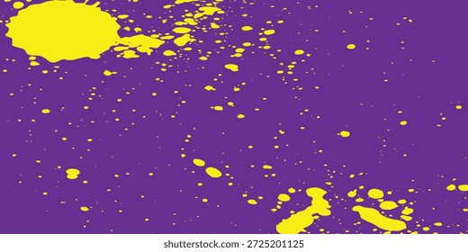 Mancha de tinta amarela vibrante sobre fundo roxo profundo