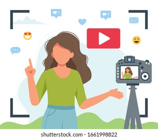 Video blogger grabando video con cámara. Diferentes íconos de medios sociales. Ilustración vectorial de corte en estilo plano