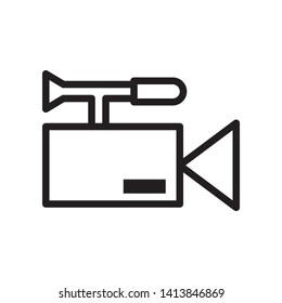 Video camera icon in trendy outline style design. Vector graphic illustration. Suitable for website design, logo, app, and ui. Editable vector stroke. EPS 10.