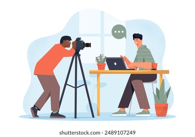 Video operador con blogger. Hombre con cámara filma joven con portátil. Equipo Video de creadores de contenido para redes sociales y Ilustración vectorial plana aislada sobre fondo blanco