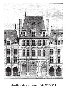 View of one of the pavilions of the Place Royale, vintage engraved illustration. Industrial encyclopedia E.-O. Lami - 1875.