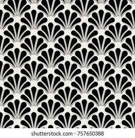 Vintage Art Deco Seamless Pattern. Geometric decorative with circles texture. Retro Sea Shell background.