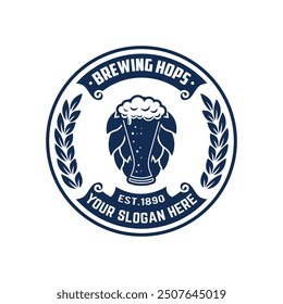 Antiguas cervecería monocromo logo Plantilla para whisky vino cerveza emblema insignia insignia retro logo para cervecería, bar, cervecería, cervecería, vino, taberna, restaurante (vidrio, barril, taza, hop iconos) conjunto