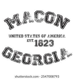 vintage faculdade varsity georgia's macon cidade slogan impressão emblema com efeito grunge para t t camiseta gráfico ou moletom - vetor