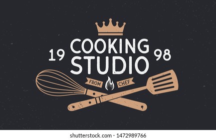 Vintage cooking studio logo or poster. Kitchen emblem, lable, badge. Poster for culinary school, food studio, cooking courses. Vector illustrtion