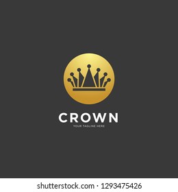 Vintage Creative Crown abstract Logo design vector template. Vintage Crown Logo Royal King Queen concept symbol Logotype concept icon.