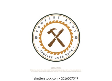 Vintage Crosmer Chisel Carpentry Logotipo de madera Vector de diseño