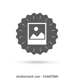 Vintage emblem medal. Photo frame template with landscape sign icon. Nature photography symbol. Classic flat icon. Vector