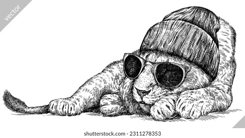 Grabado de vintage aislado de león king set gafas vestidas ilustración de moda boceto de tinta. África fondo de gato salvaje silueta animal gafas de sol sombrero hipster arte de la mano dibujado imagen vectorial