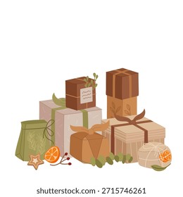 colección plana de la caja de regalo del eco de Antiguas con el paquete de Kraft y envuelto presente en colores verdes. Pila de cajas temáticas navideñas, elegantes y naturales, ideales para el uso de temporada de decoración navideña.