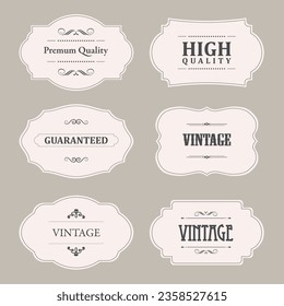 Conjunto de marcos de vintage. Etiquetas ornamentales retro. Colección de cartón de etiquetas de producto a la antigua para el diseño decorativo. Ilustración de material vectorial