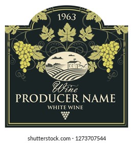 vintage label for wine bottles with grapes