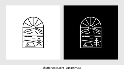 Diseño de placa de parche de viaje lineal vintage. Concepto de etiqueta de arte de línea de camping. Logo de la expedición por montaña, árbol y río. Logotipo de leñador. Dibujo gráfico de pinzas vectoriales camiseta.
