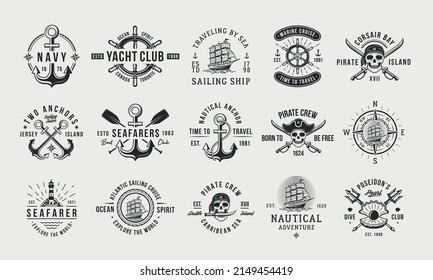 Vintage Logo Set mit marinen Elementen. 15 ästhetische Embleme. Hipster Design. Piraten, Meeresetiketten. Vektorgrafik