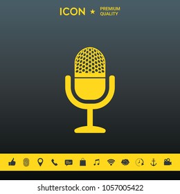 Vintage microphone icon