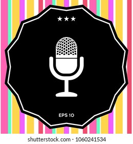Vintage microphone icon